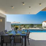 Aponia Dom wakacyjny